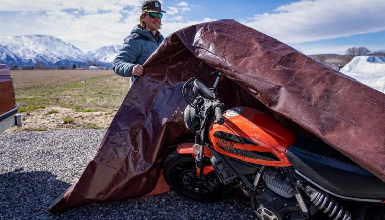 Ako si vybrať najlepšiu plachtu na náklad pre maximálnu ochranu a odolnosť